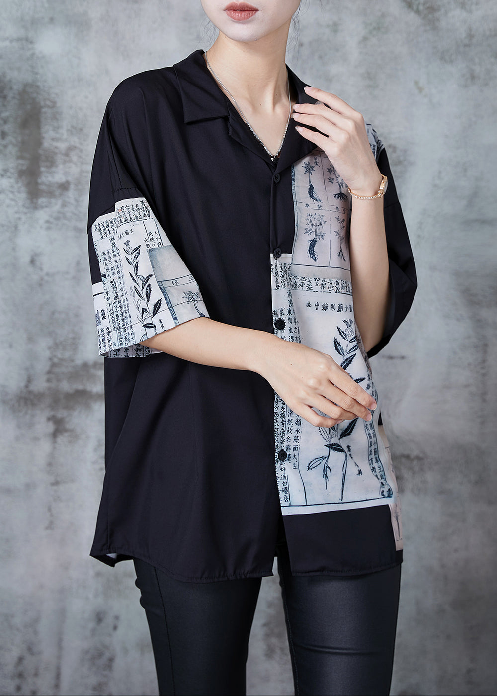 Beautifully Crafted Blouse in a Classic Style
