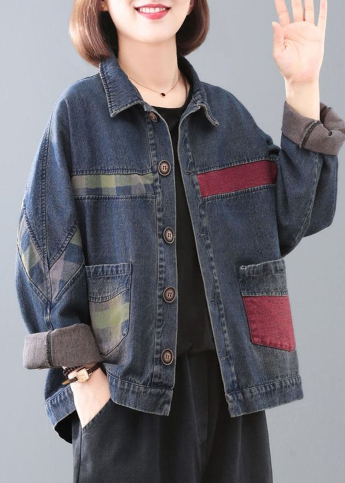 Gracefully Styled Coat for Any Occasion