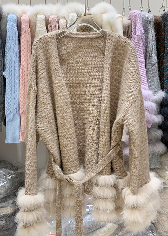 Well Tailored Cardigan with a Graceful Silhouette