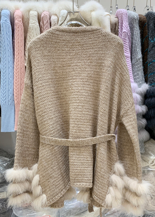 Well Tailored Cardigan with a Graceful Silhouette