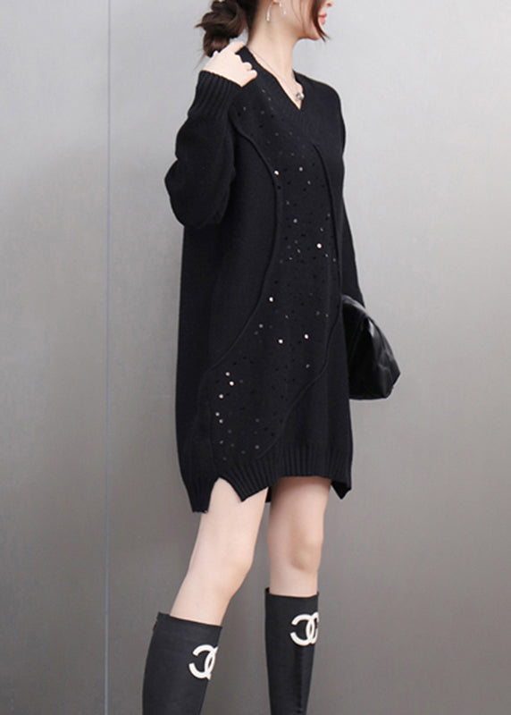 Classic Vintage Sweater with a Flattering Fit