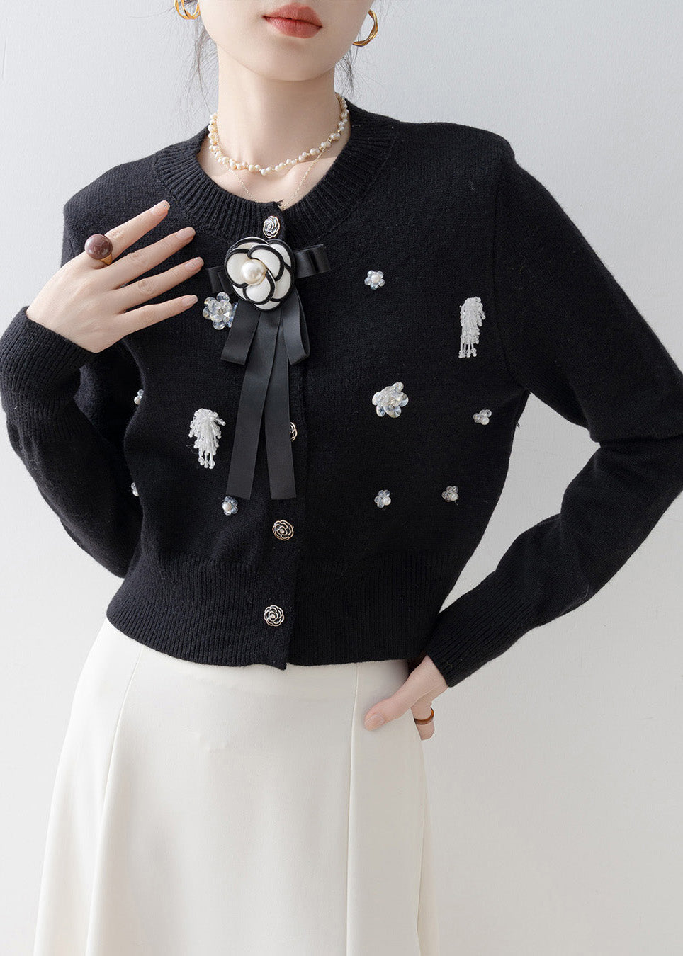 Gracefully Styled Cardigan for Any Occasion