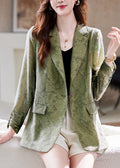 Beautifully Finished Coat in a Timeless Design