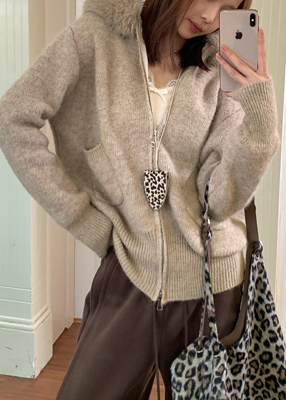 Classic Vintage Coat with a Flattering Fit