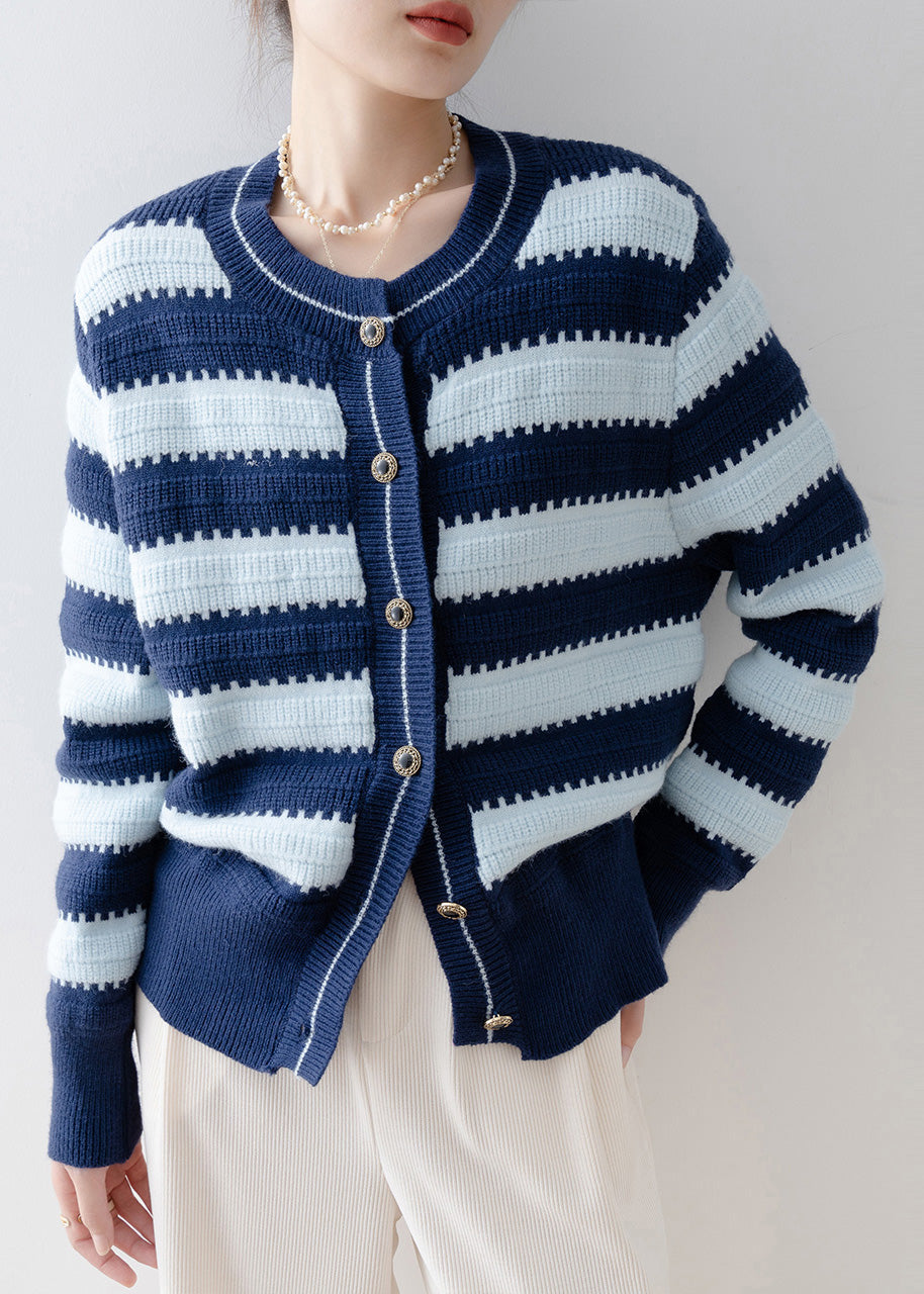 Beautifully Crafted Cardigan in a Classic Style
