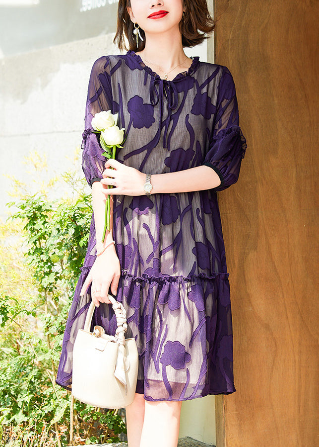 Beautifully Finished Dress in a Timeless Design