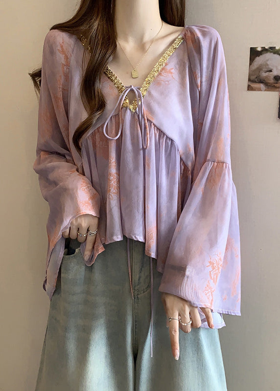 Well Tailored Top with a Graceful Silhouette