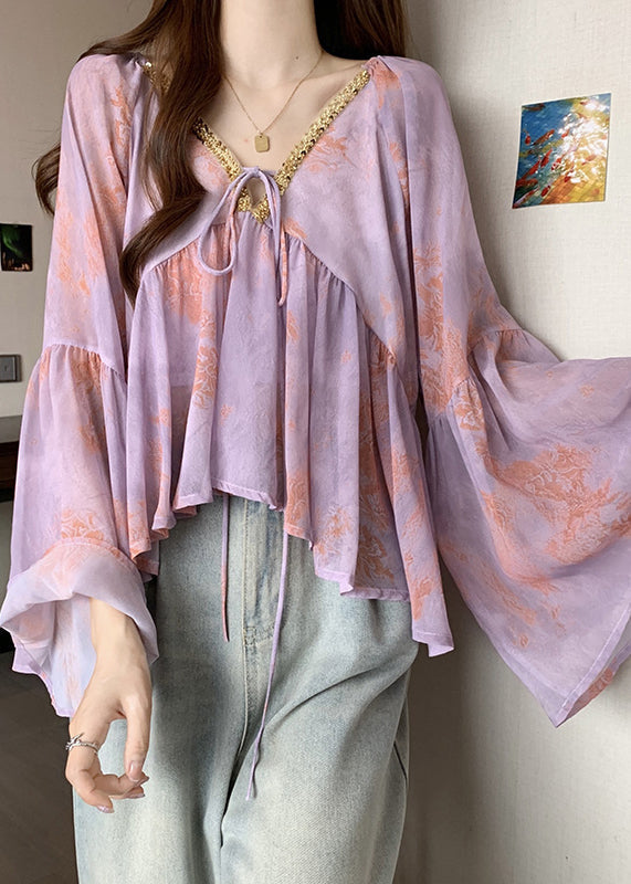 Well Tailored Top with a Graceful Silhouette