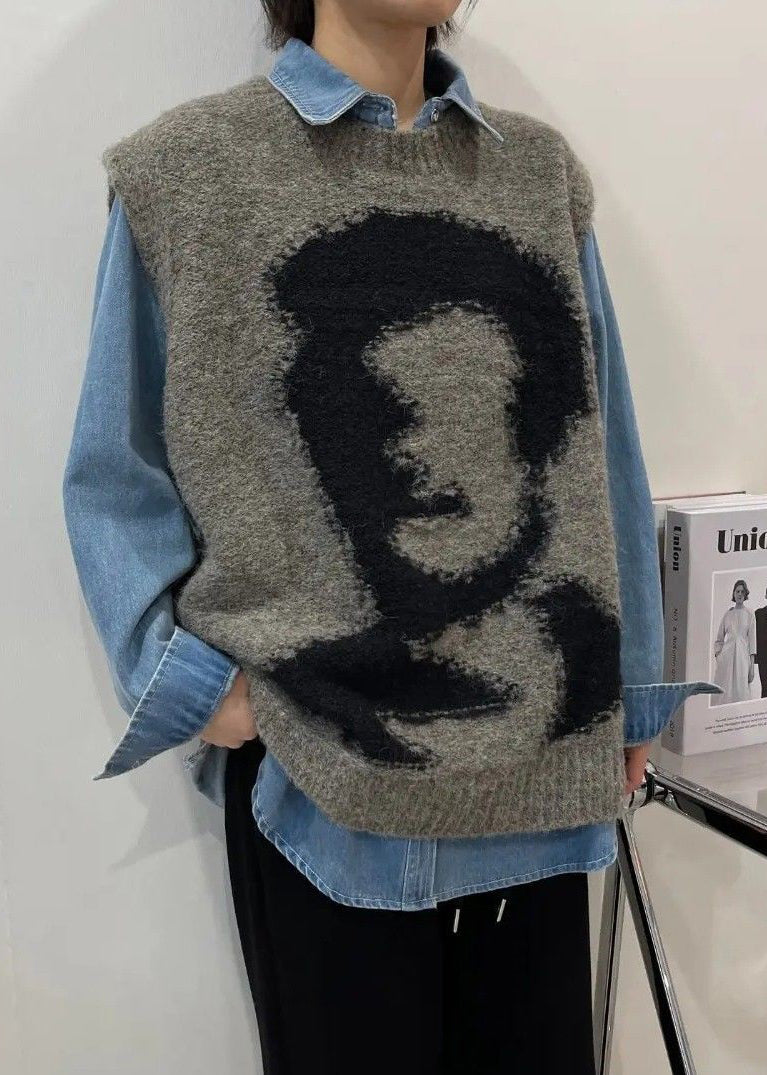 Elegantly Styled Coat for Everyday Wear
