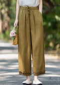 Effortlessly Elegant Pants with a Timeless Design