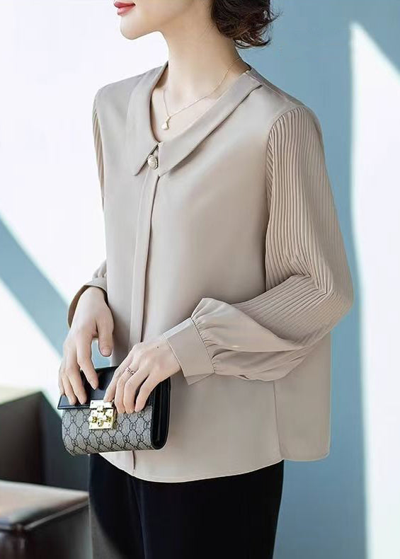 Classic Vintage & Enduringly Stylish Blouse
