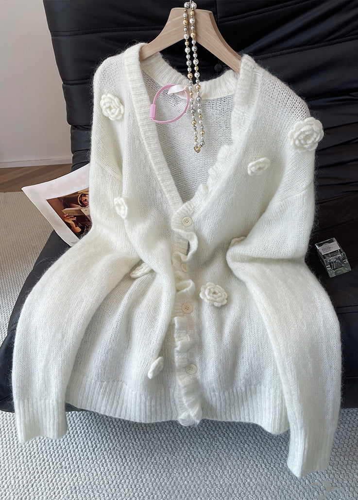 Gracefully Styled Cardigan for Any Occasion