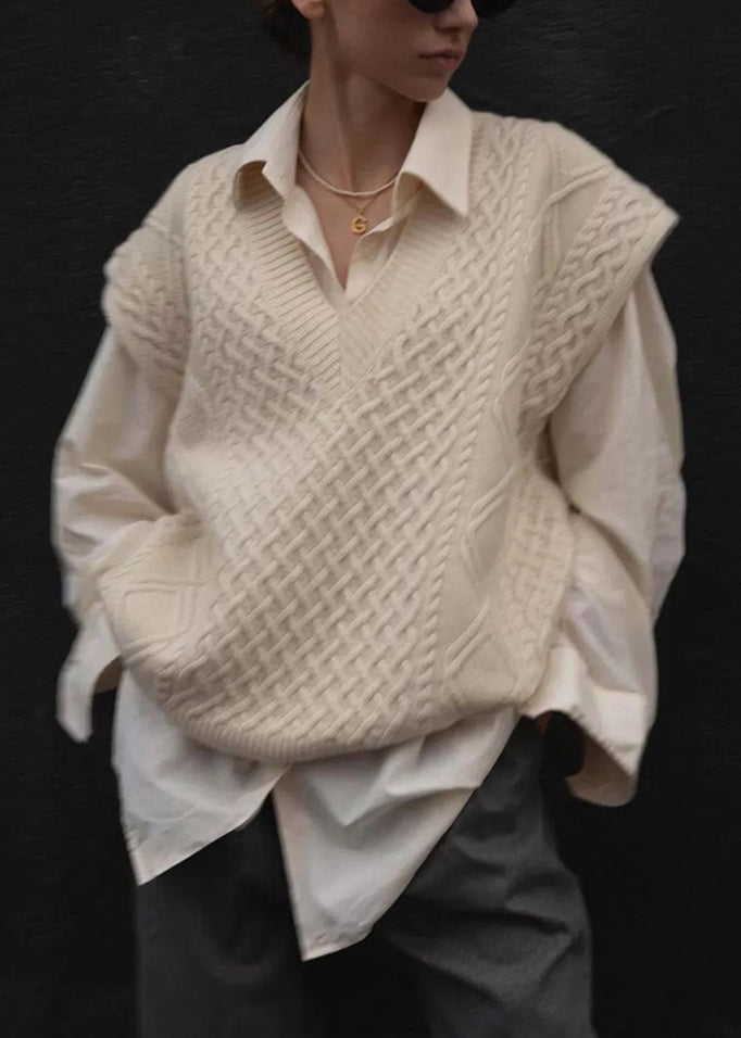 Elegantly Styled Coat for Everyday Wear