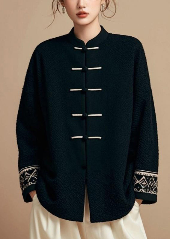Elegantly Styled Coat for Everyday Wear