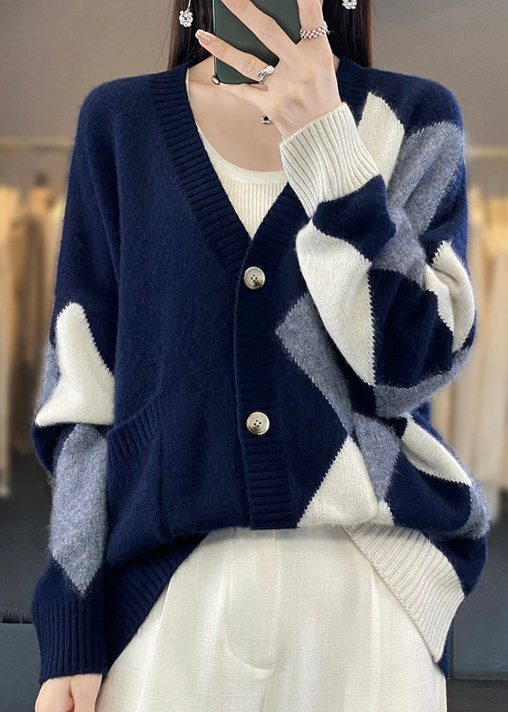 Beautifully Crafted Cardigan in a Classic Style
