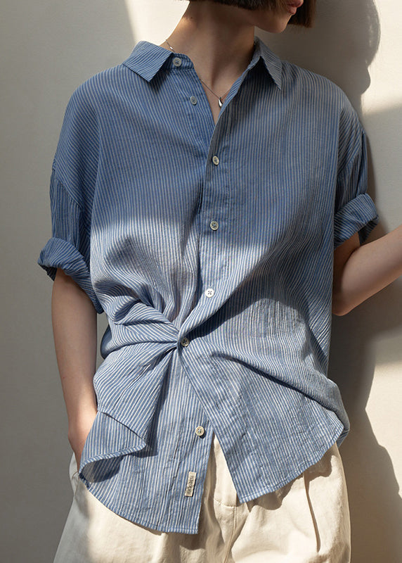 Effortlessly Elegant Blouse with a Timeless Design