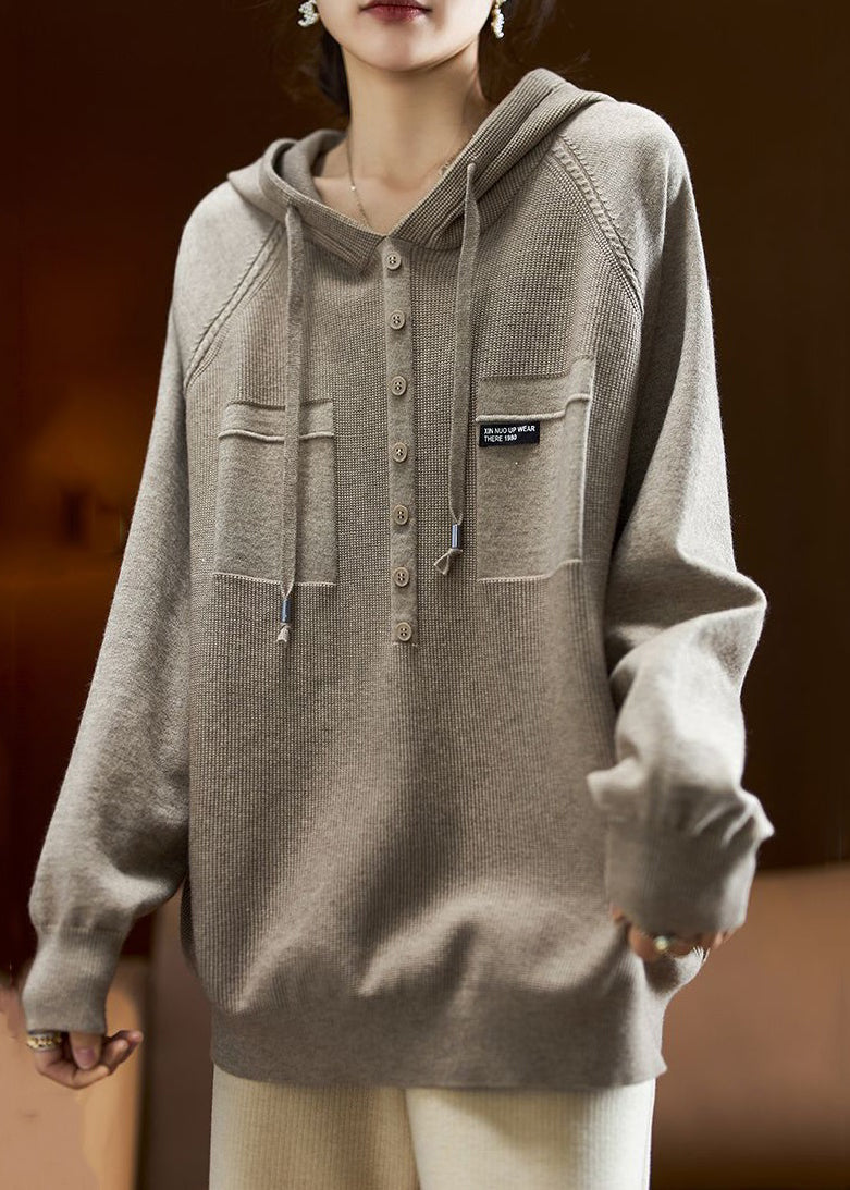 Polished Top with an Effortless Classic Look