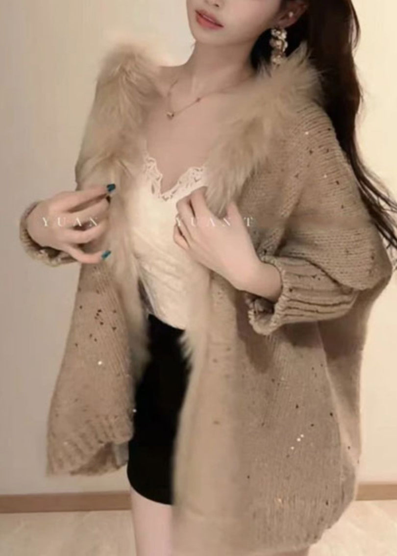 Gracefully Styled Cardigan for Any Occasion