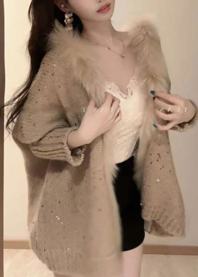 Gracefully Styled Cardigan for Any Occasion