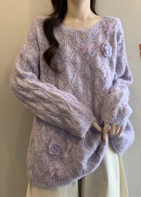 Well Tailored Sweater with a Graceful Silhouette