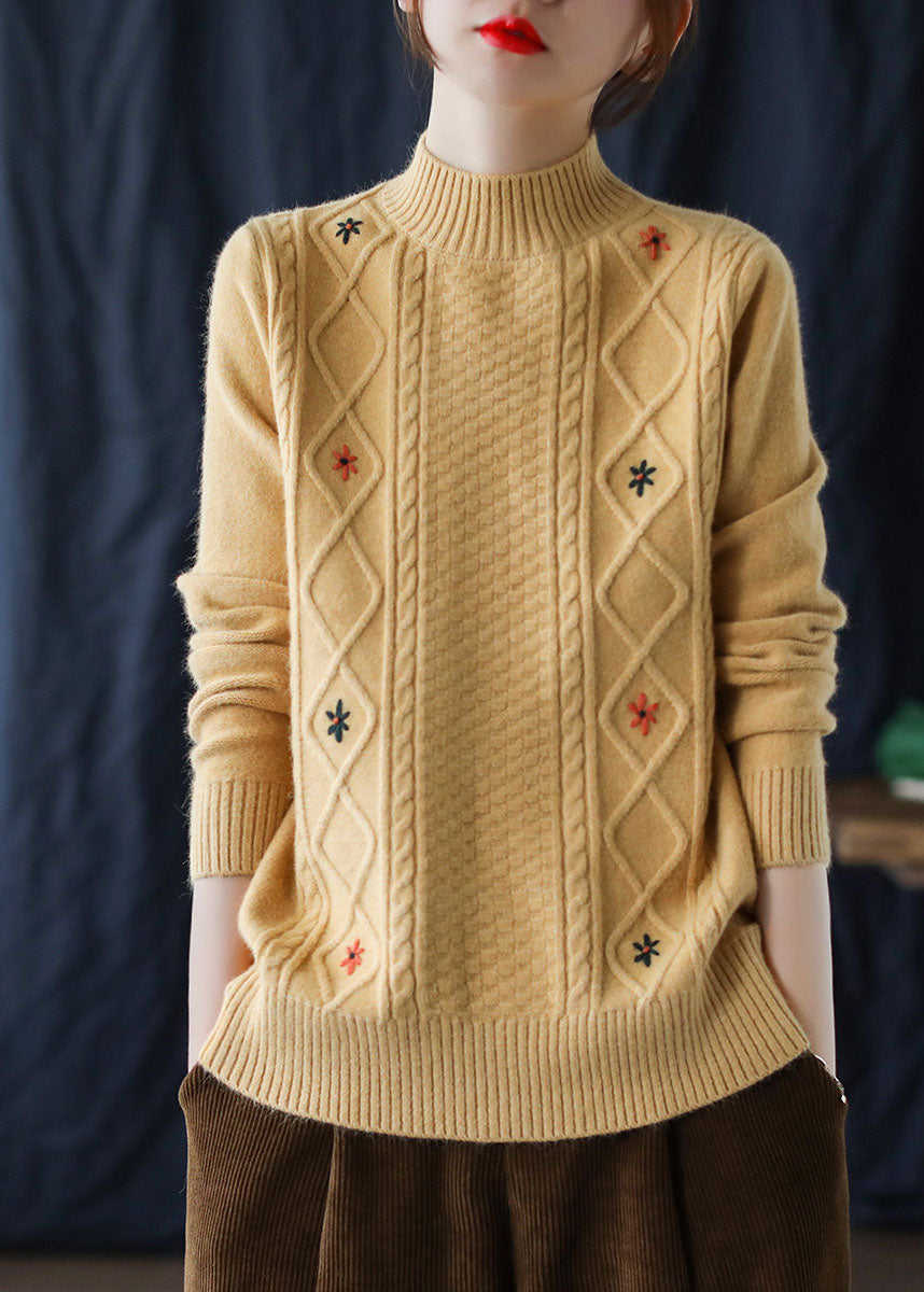 Well Tailored Sweater with a Graceful Silhouette