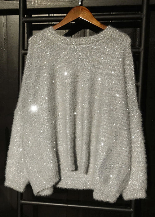 A Vintage Style Top with Delicate Timeless Details