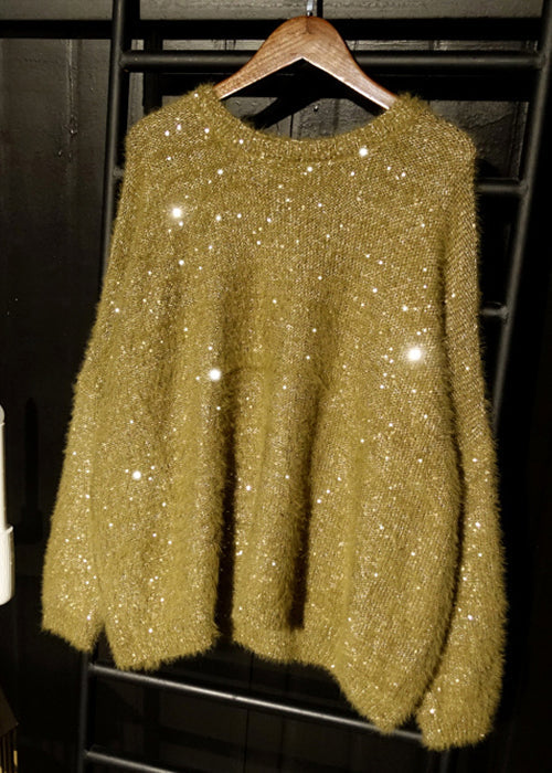 Polished Top with an Effortless Classic Look