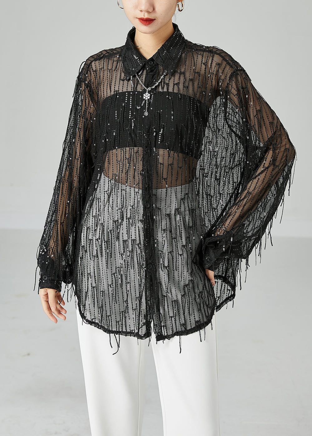 Well Tailored Shirt with a Graceful Silhouette