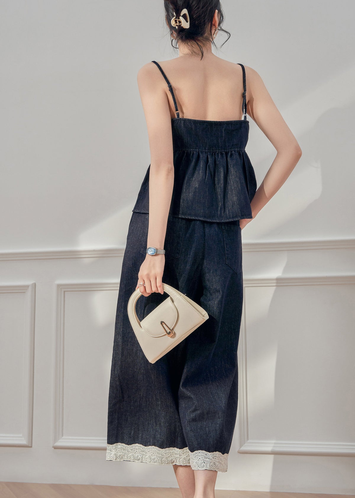 Beautifully Crafted Pants in a Classic Style
