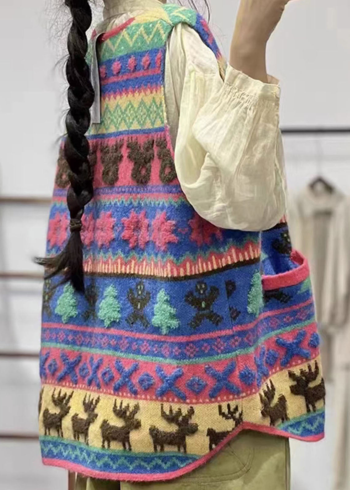 Beautifully Finished Coat in a Timeless Design