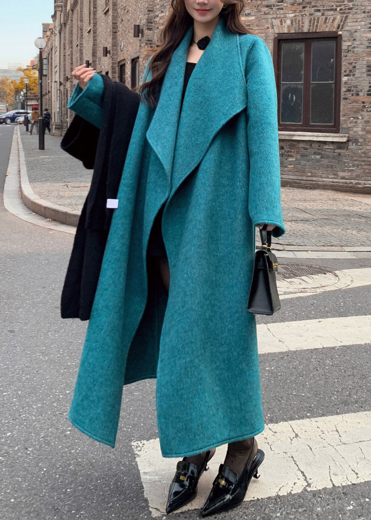 Sophisticated Coat with a Clean Classic Look