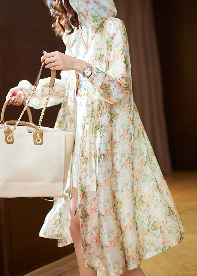 Beautifully Finished Coat in a Timeless Design