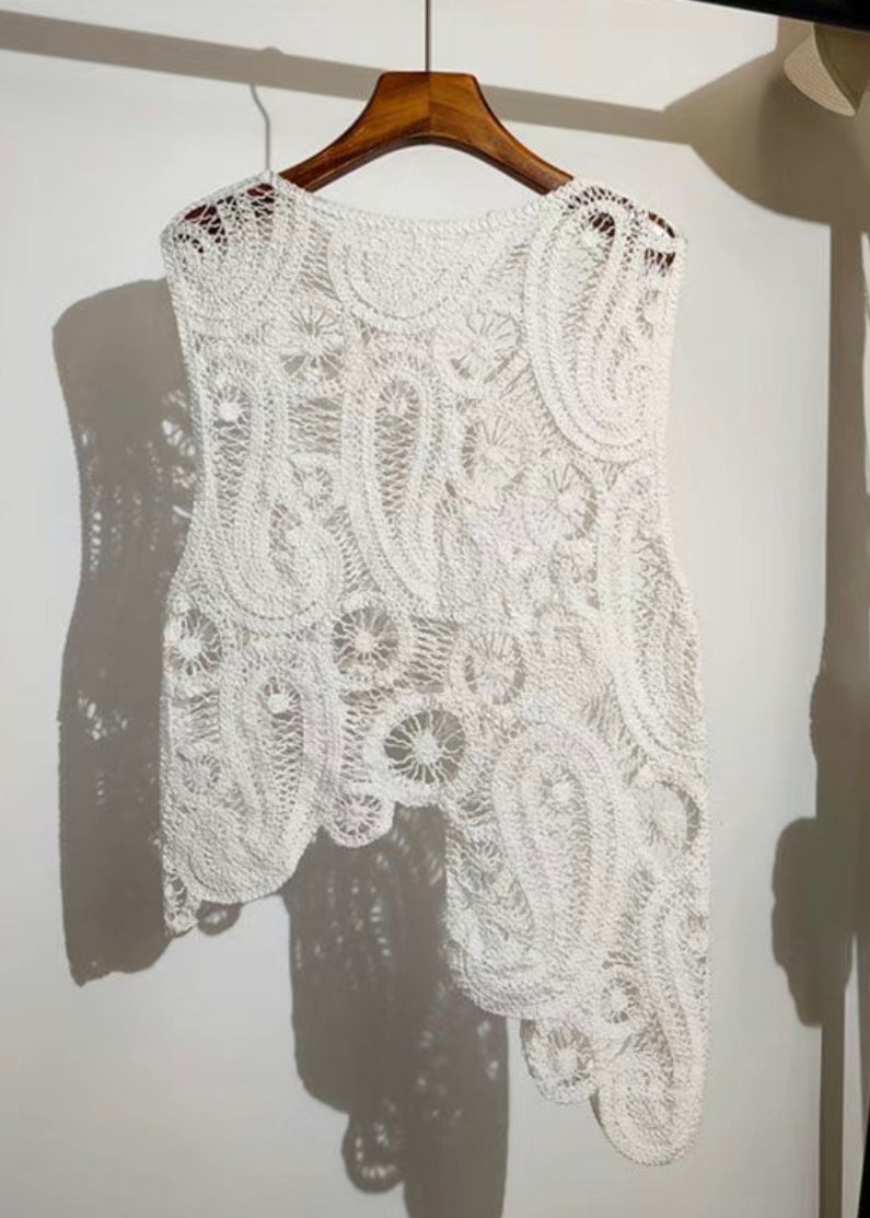 Well Tailored Garment with a Graceful Silhouette