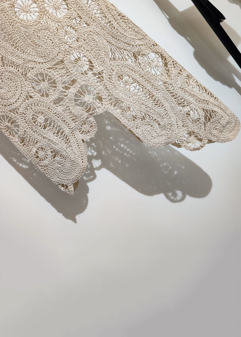 Well Tailored Garment with a Graceful Silhouette