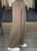 Beautifully Finished Pants in a Timeless Design