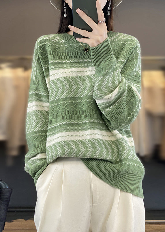 Beautifully Finished Sweater in a Timeless Design