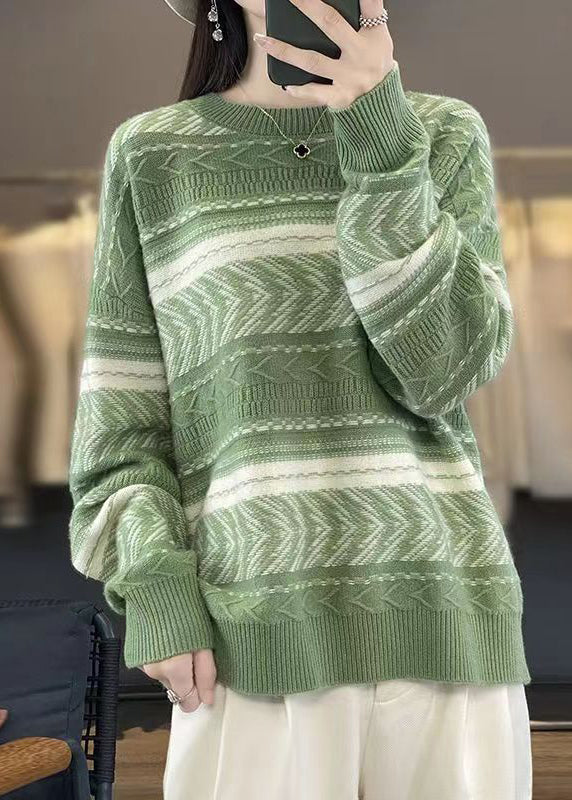 Beautifully Finished Sweater in a Timeless Design