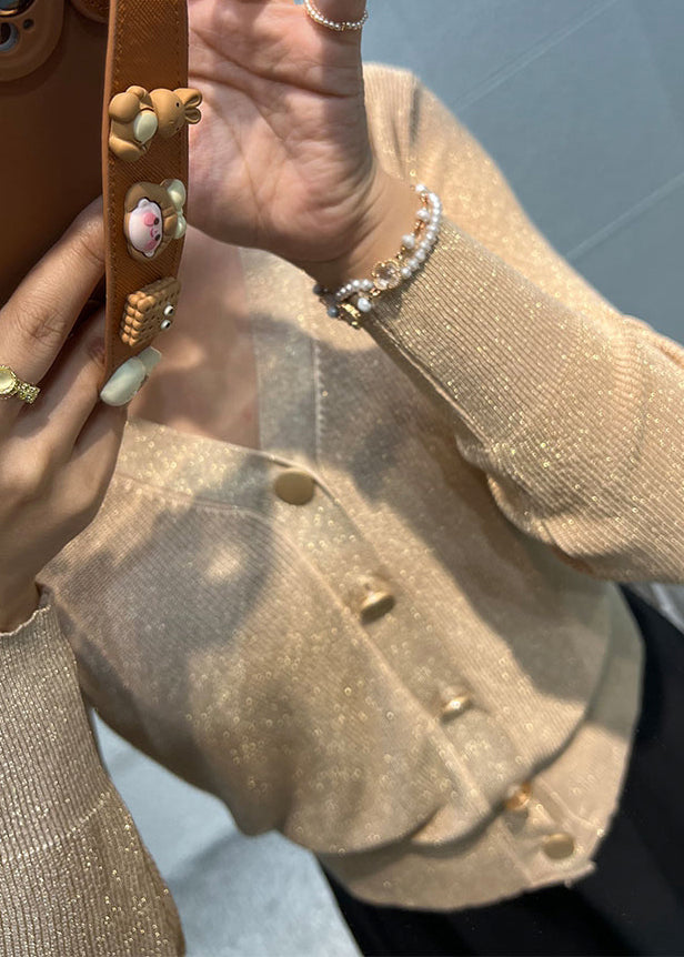 Polished Top with an Effortless Classic Look