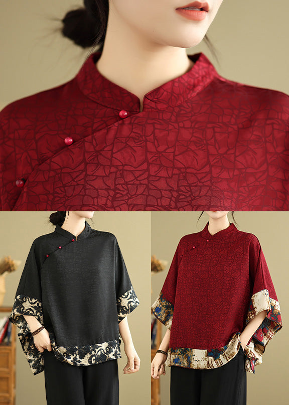 Effortlessly Elegant Top with a Timeless Design