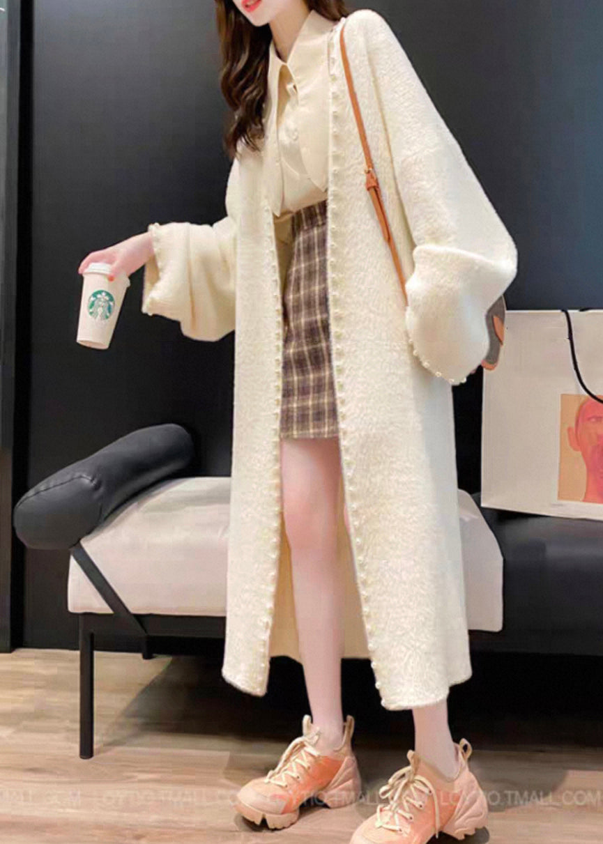 Effortlessly Elegant Cardigan with a Timeless Design