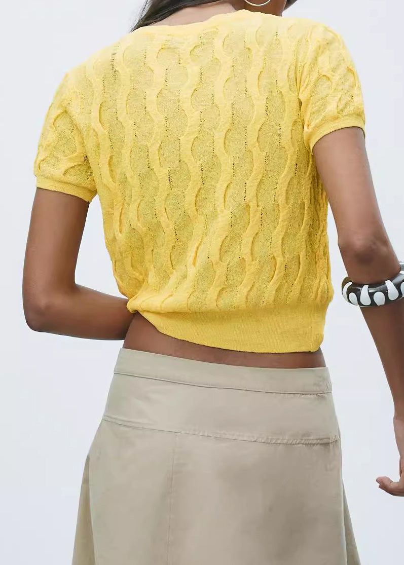 Classic Vintage Shirt with a Flattering Fit