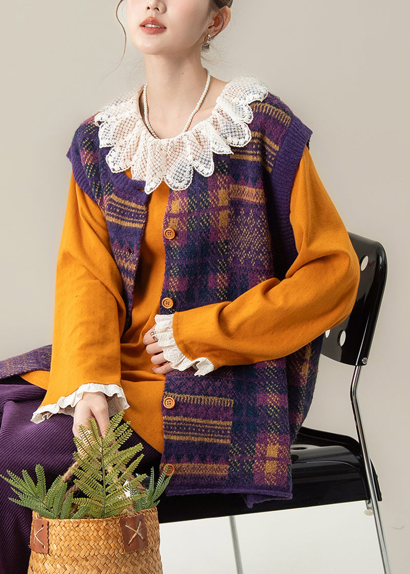A Vintage Style Coat with Delicate Timeless Details