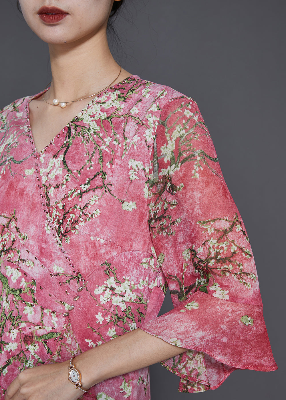 Sophisticated Dress with a Clean Classic Look
