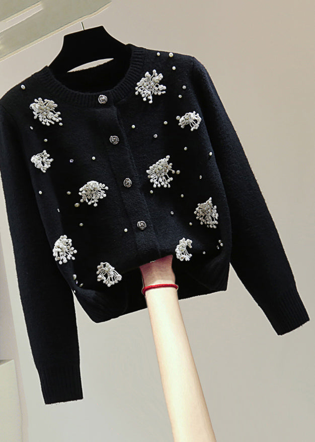 Beautifully Crafted Sweater in a Classic Style