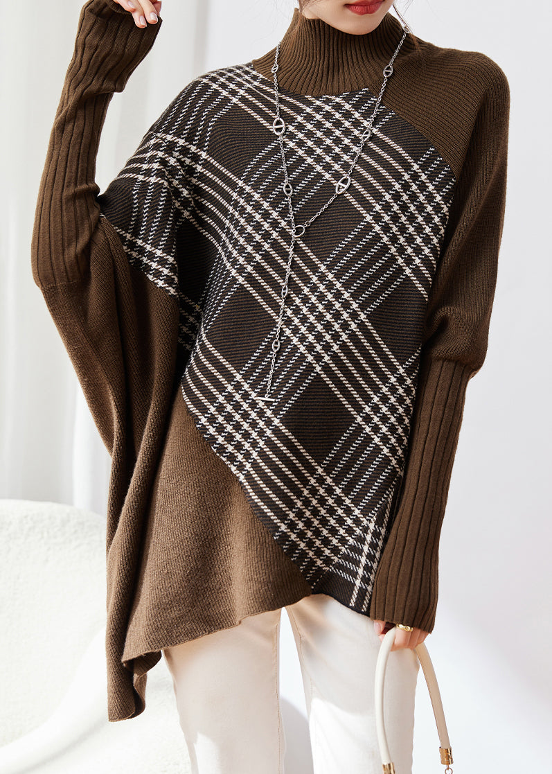 Well Tailored Sweater with a Graceful Silhouette