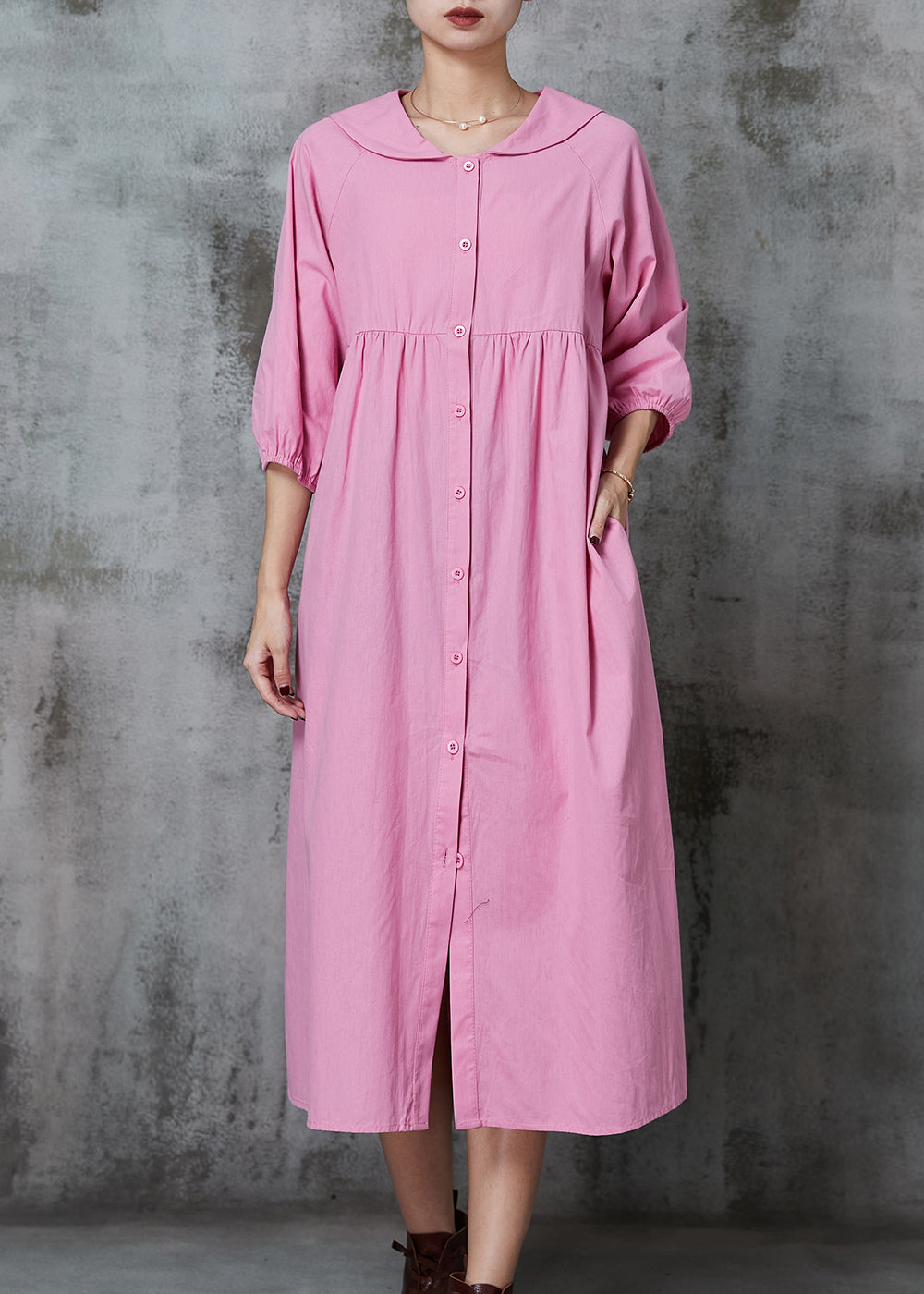 Classic Vintage Dress with a Flattering Fit