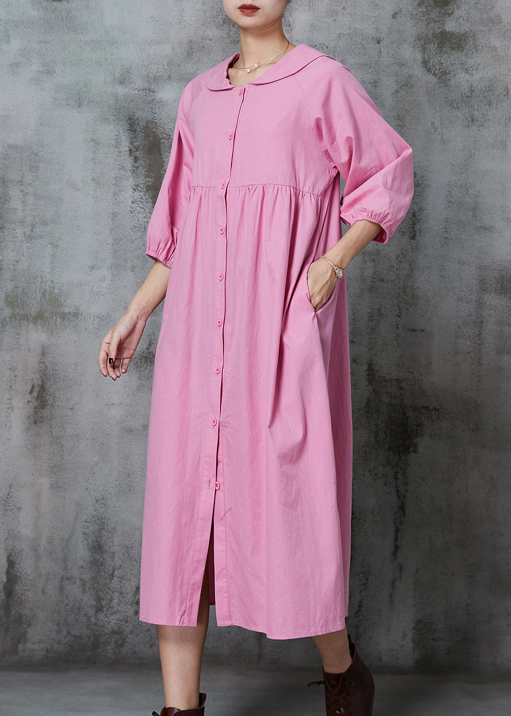 Classic Vintage Dress with a Flattering Fit