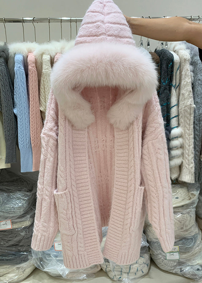 Beautifully Crafted Cardigan in a Classic Style