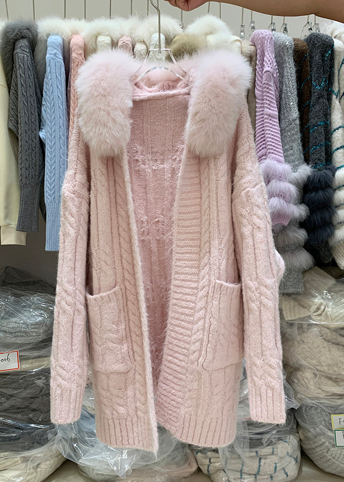 Beautifully Crafted Cardigan in a Classic Style