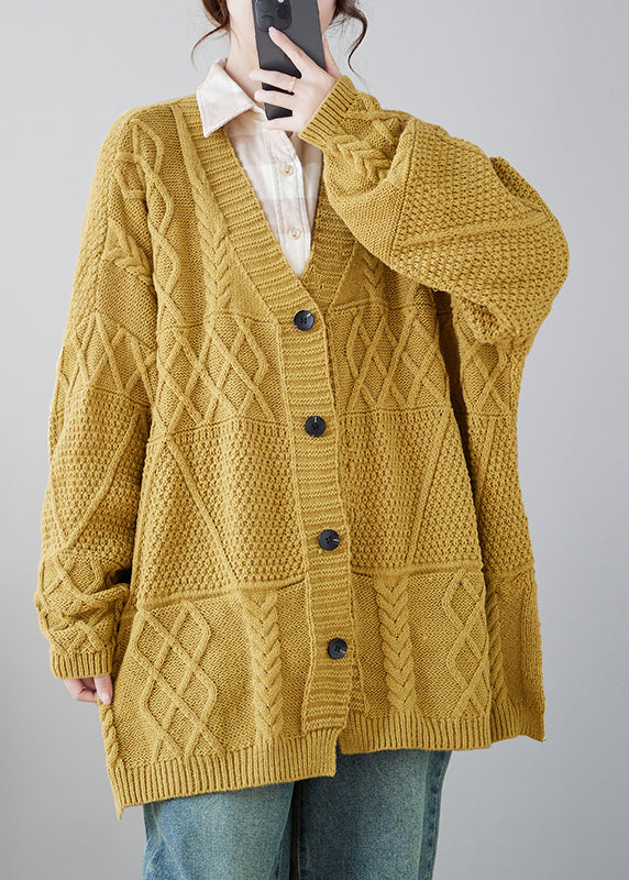 Classic Vintage Cardigan with a Flattering Fit